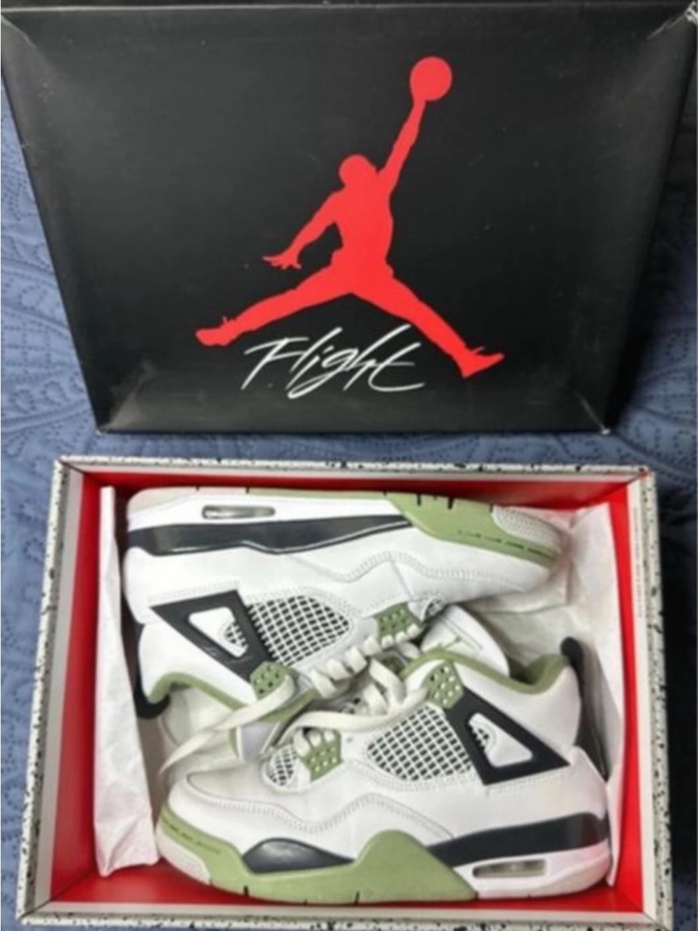 Air Jordan Retro 4’s “Seafoam”